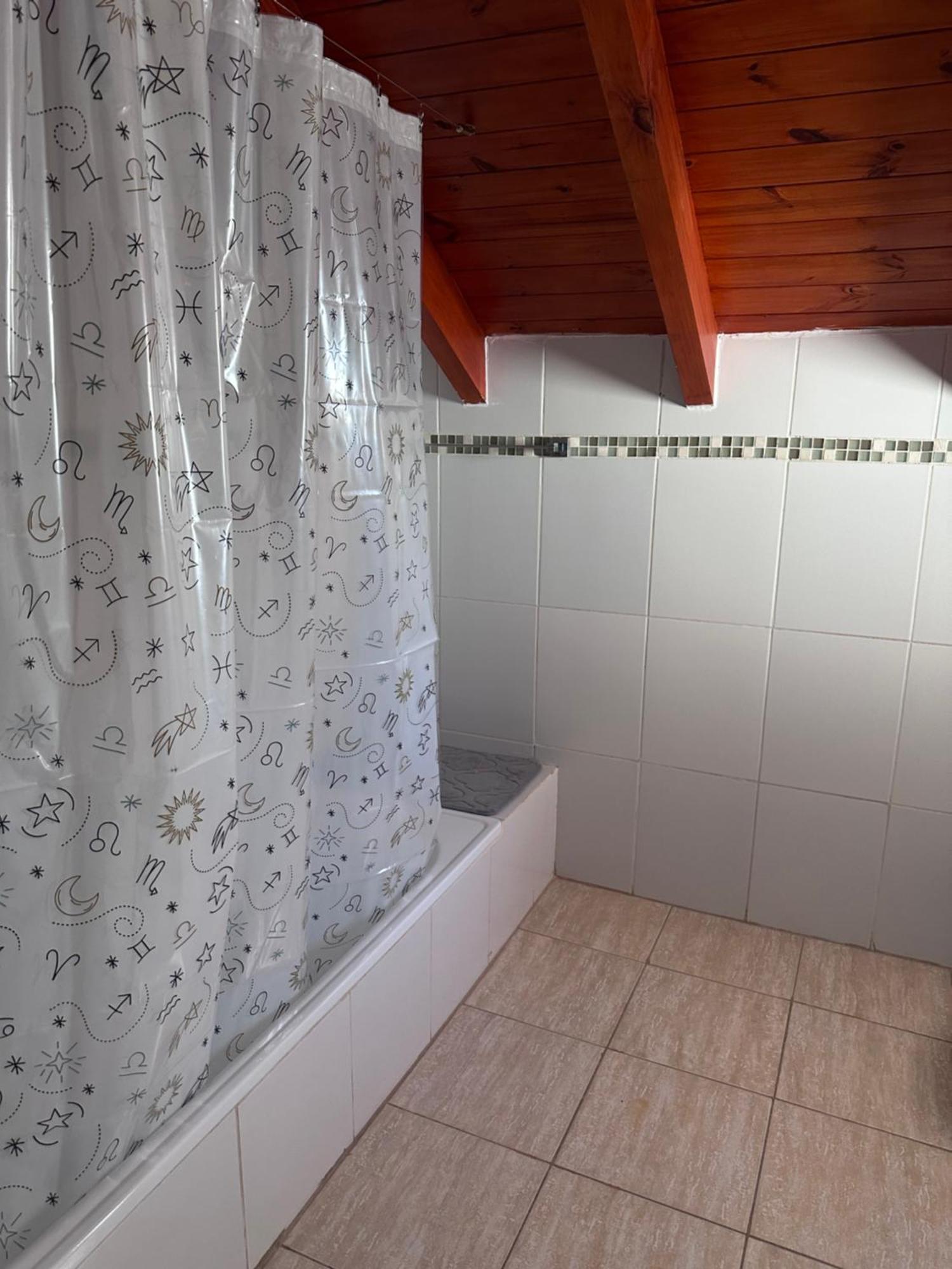 Casa Estivariz Madryn Holiday home *